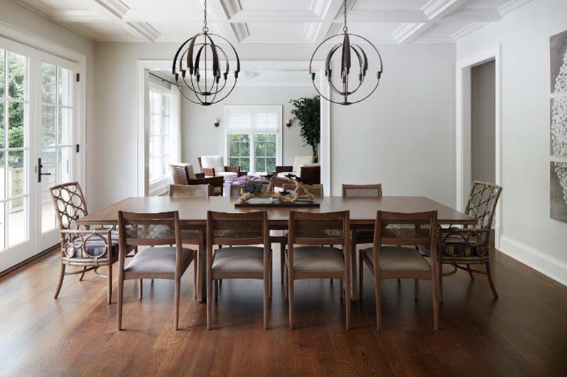 Nếu nhà có trần cao, kiểu đèn thả, đèn chùm là một ý tưởng tuyệt vời mẫu đèn chùm