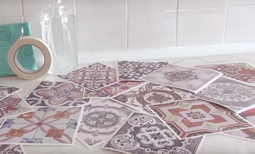 Thêm nước và băng dính là bạn đã có thể "biến hóa" bức tường cũ nhà mình với mẫu giấy dán tường độc đáo này rồi giấy dán tường độc đáo