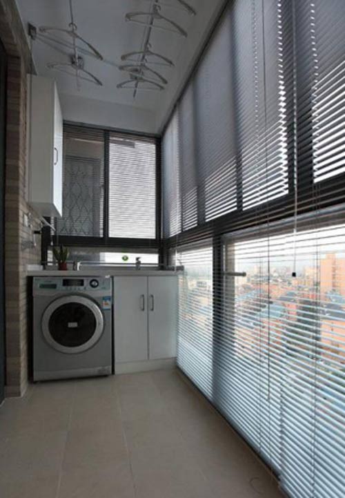 Khu vực giặt và phơi quần áo gọn gàng, tiện dụng. Khu vực giặt và phơi quần áo