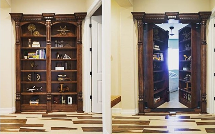 Bạn có thể tạo ra một căn phòng bí mật trong nhà mình bằng cách biến cánh cửa phòng thành một giá để đồ tiện lợi 20181219084810-6d2d.jpg