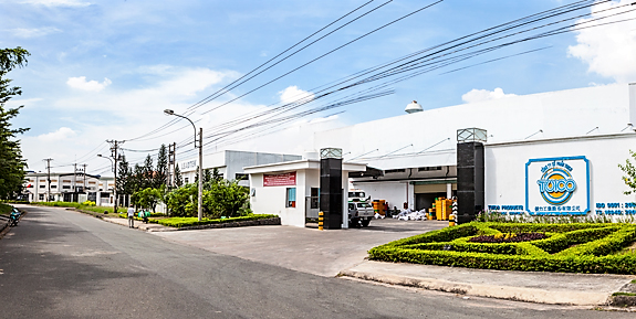 Ảnh chụp các nhà máy đang hoạt động tại Khu công nghiệp điều chỉnh quy hoạch khu công nghiệp