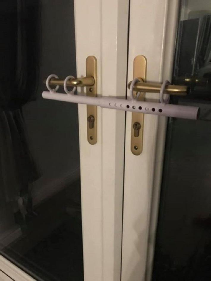 Khóa cửa kiểu pháp đảm bảo an toàn cho ngôi nhà mỗi khi bạn đi vắng. khóa cửa kiểu pháp