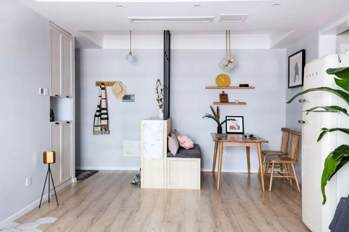 Lối vào được thiết kế bắt mắt với nhiều tiện ích đi kèm. lối vào