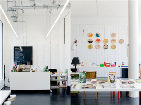 Thiết kế quán cà phê lạ 