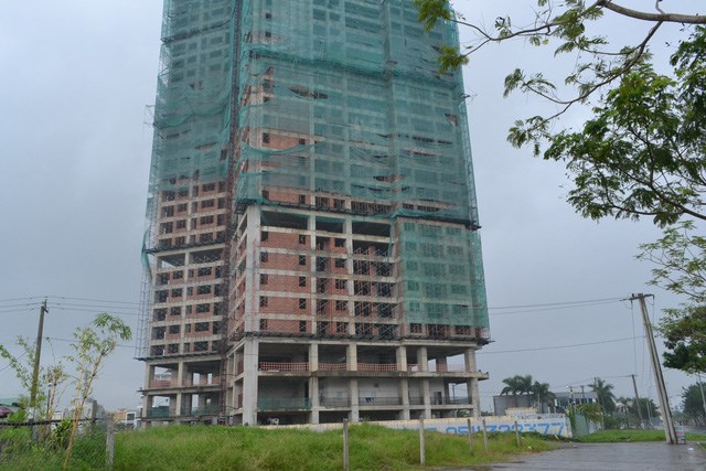 Dự án Tòa tháp đôi cao nhất miền Trung nằm ở vị trí “vàng”, ngay sát chân cầu Thuận Phước Tòa tháp đôi cao nhất miền Trung