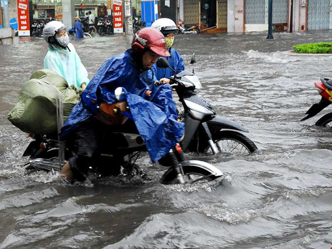 Bí thư Thăng gợi ý giải pháp giảm ùn tắc, ngập lụt tại Tp.HCM