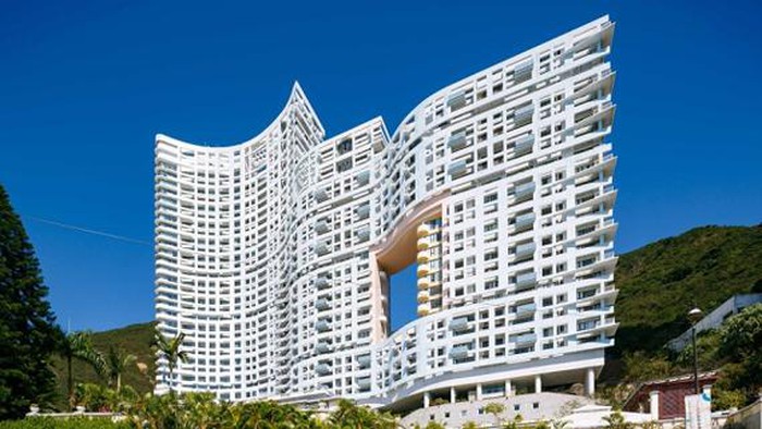 Giải mã lỗ hổng trên các tòa cao ốc tại Hồng Kông