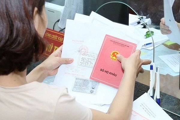 Tôi thành người "vô gia cư" vì vướng thủ tục tách - nhập hộ khẩu