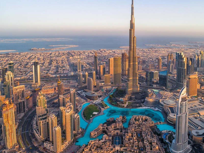 Tháp Burj Khalifa ở Dubai Thị trường bất động sản UAE