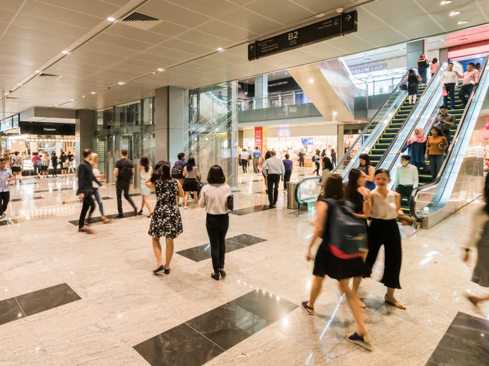 Tòa nhà gồm khoảng 9.300m2 không gian bán lẻ và ăn uống… không gian bán lẻ