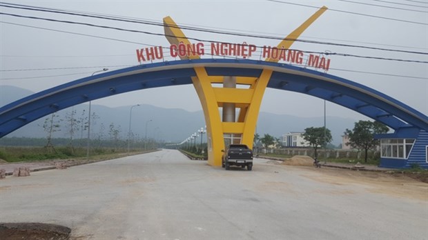 Phó Thủ tướng Chính phủ Trịnh Đình Dũng vừa đồng ý chủ trương đầu tư 3 khu công nghiệp cổng vào khu công nghiệp