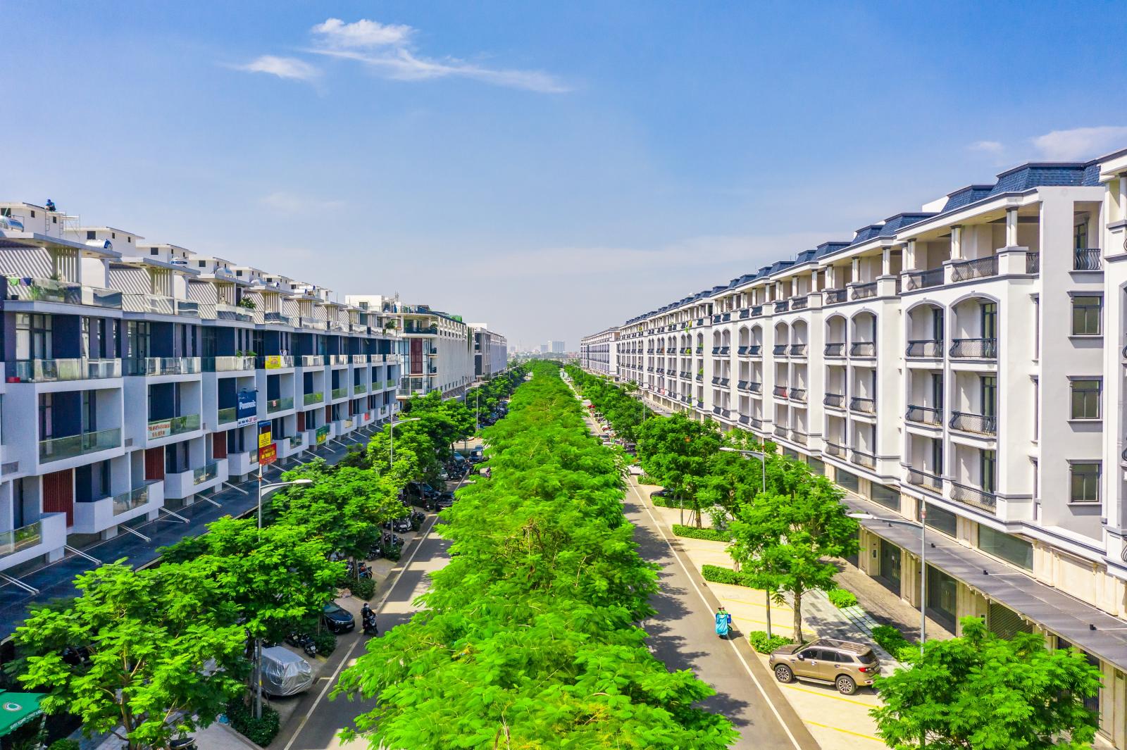 Bên trong khu đô thị Van Phuc City
