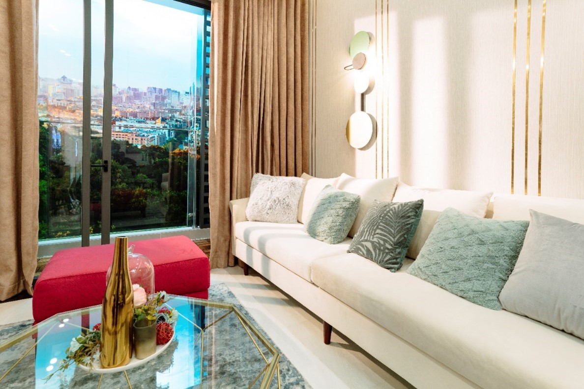 A picture containing sofa, indoor, room, livingDescription automatically generated