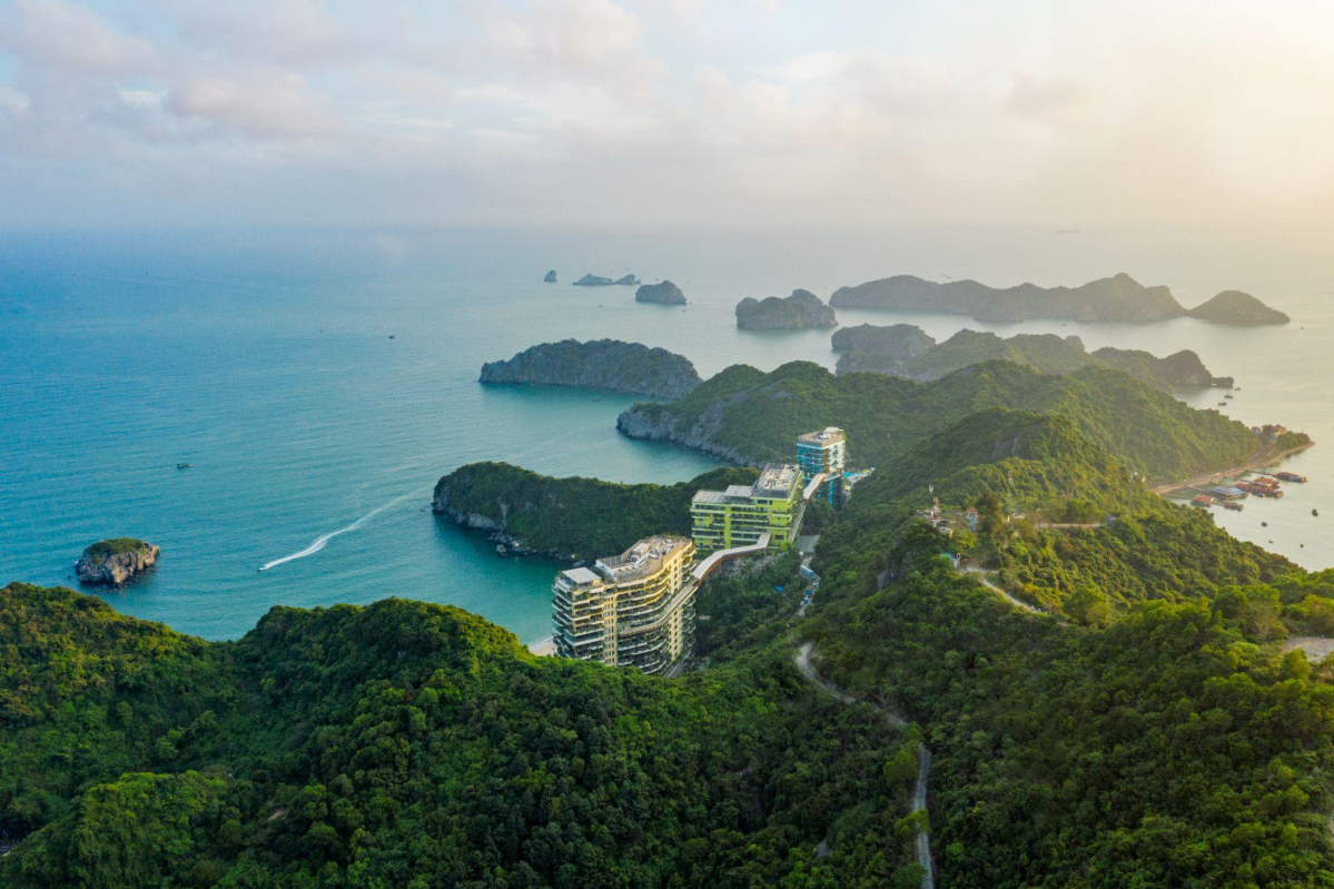 Flamingo Cat Ba Beach Resort