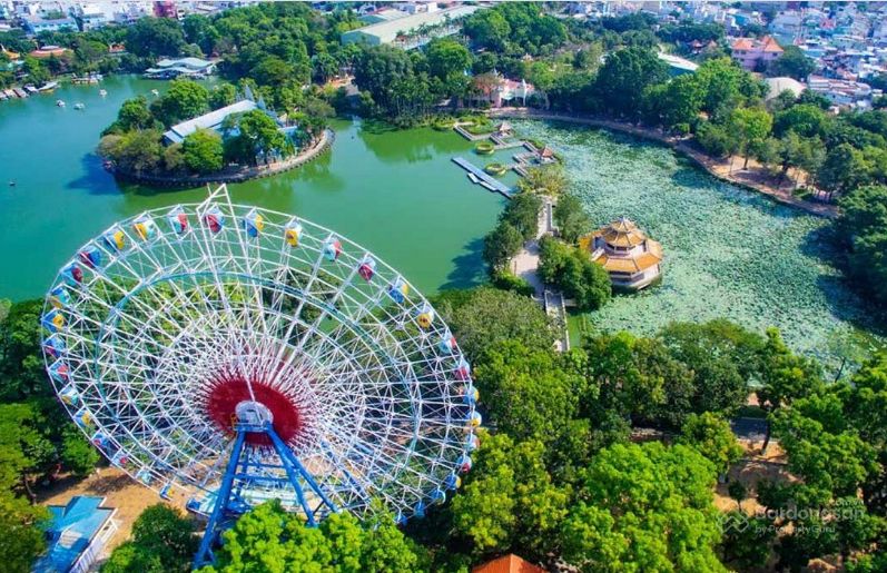 Diamond Lotus Lake View