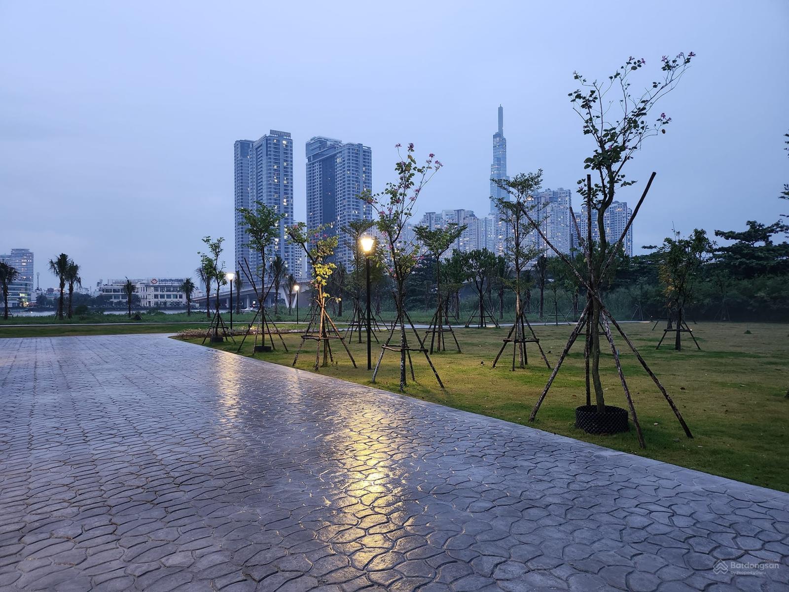 The River Thủ Thiêm tháng 10/2022