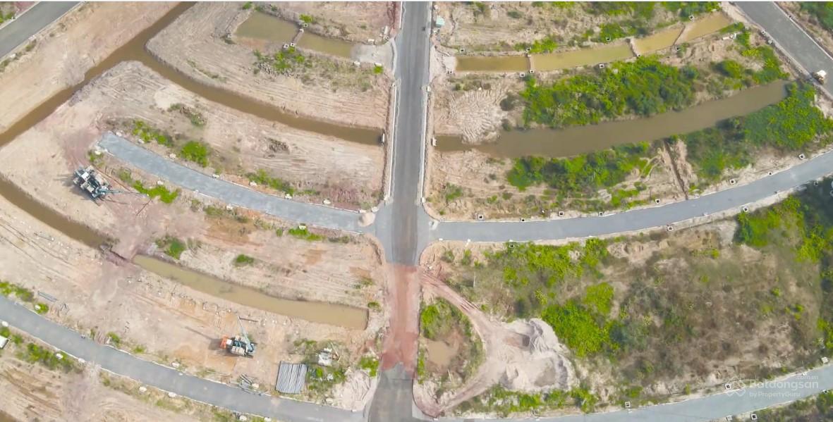 Phối cảnh nhà phố vườn tại Venezia Beach