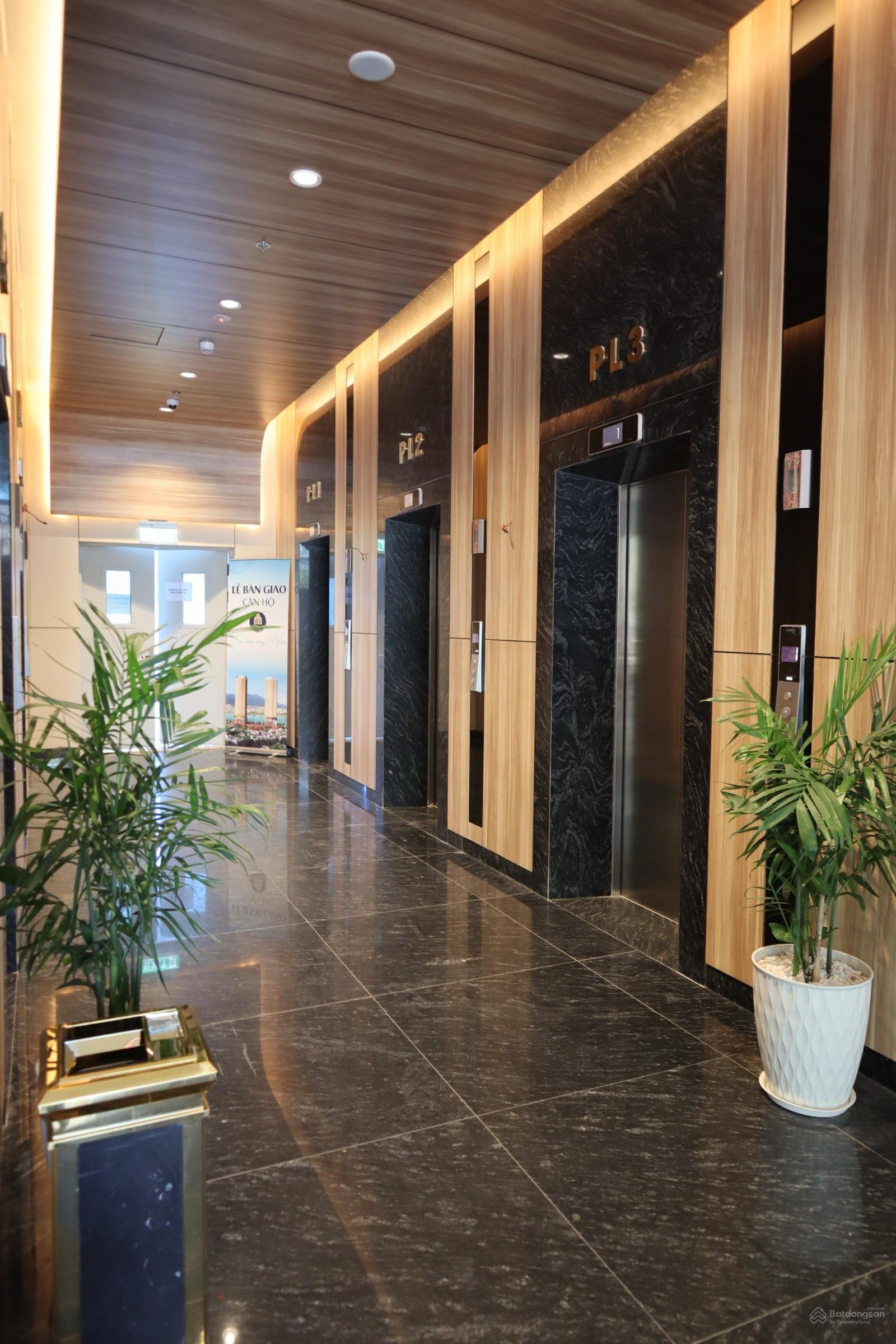 Góc nhìn từ căn hộ SAM Towers hướng ra thành phố và sông Hàn