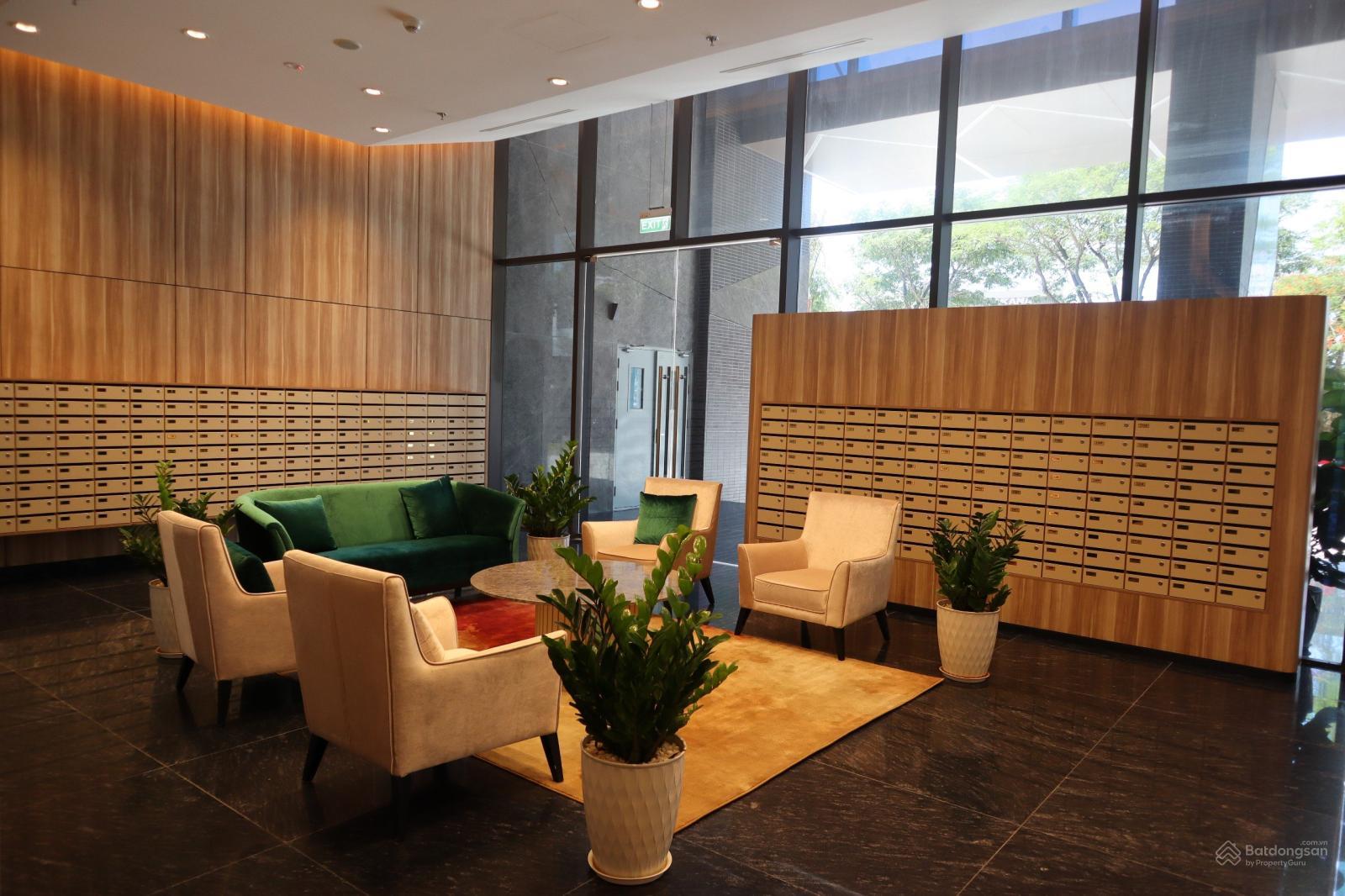 Phòng khách căn hộ SAM Towers có tầm nhìn đẹp