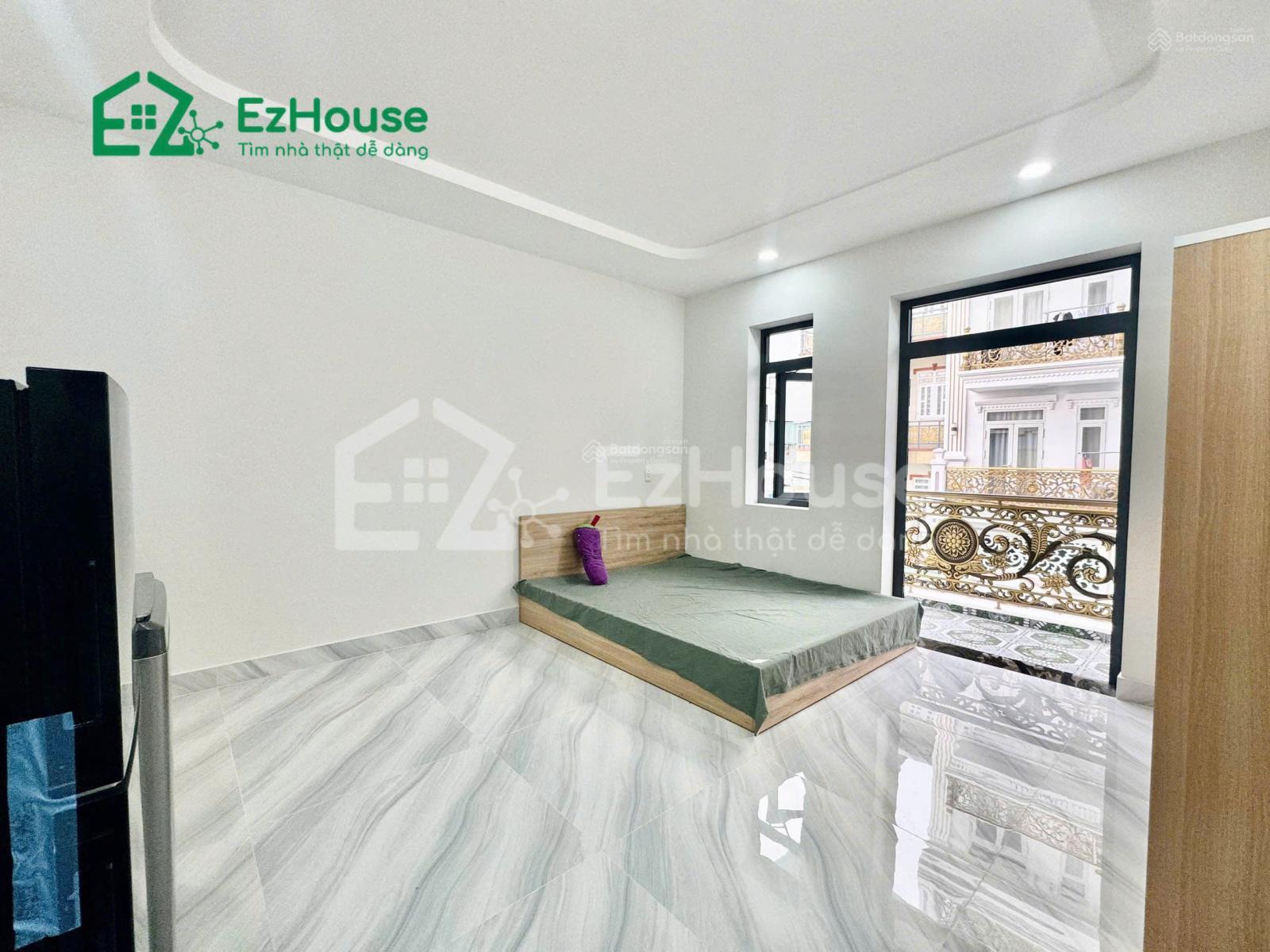 Không gian Cho thuê căn hộ dịch vụ mới xây 100%, diện tích 30m2 ngay Ngã Tư Bốn Xã