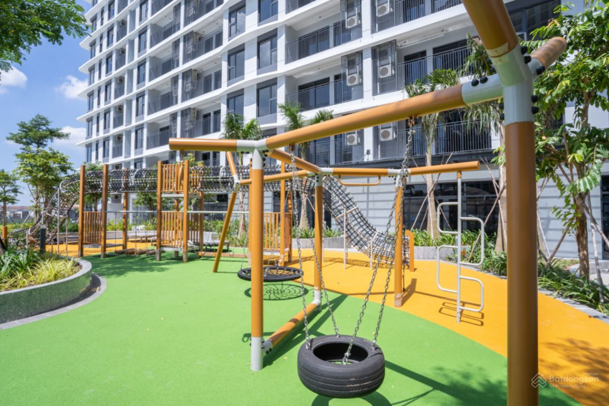 Khu vực vui chơi trẻ em ngoài trời