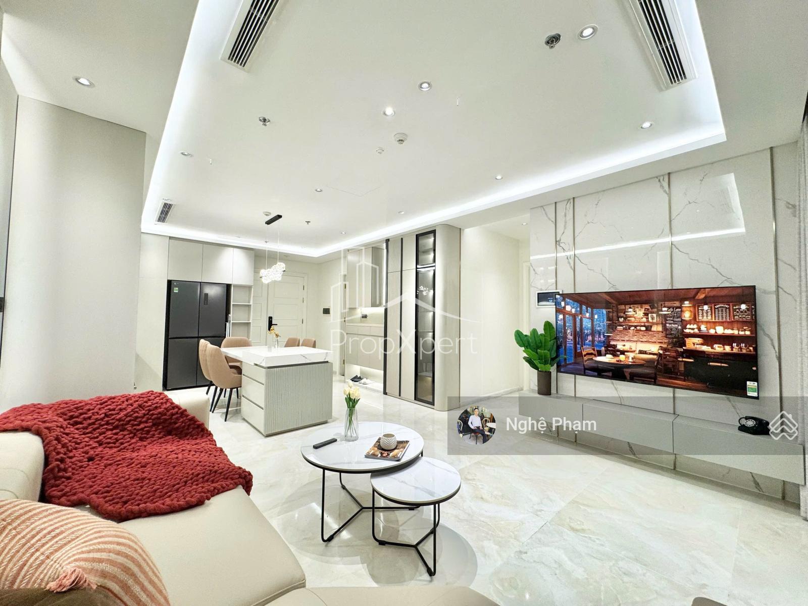 Không gian Đang trống sẵn căn 2PN Vinhomes Ba Son. Nội thất đẹp sang trọng. View thoáng mát. LH 0932 106 ***