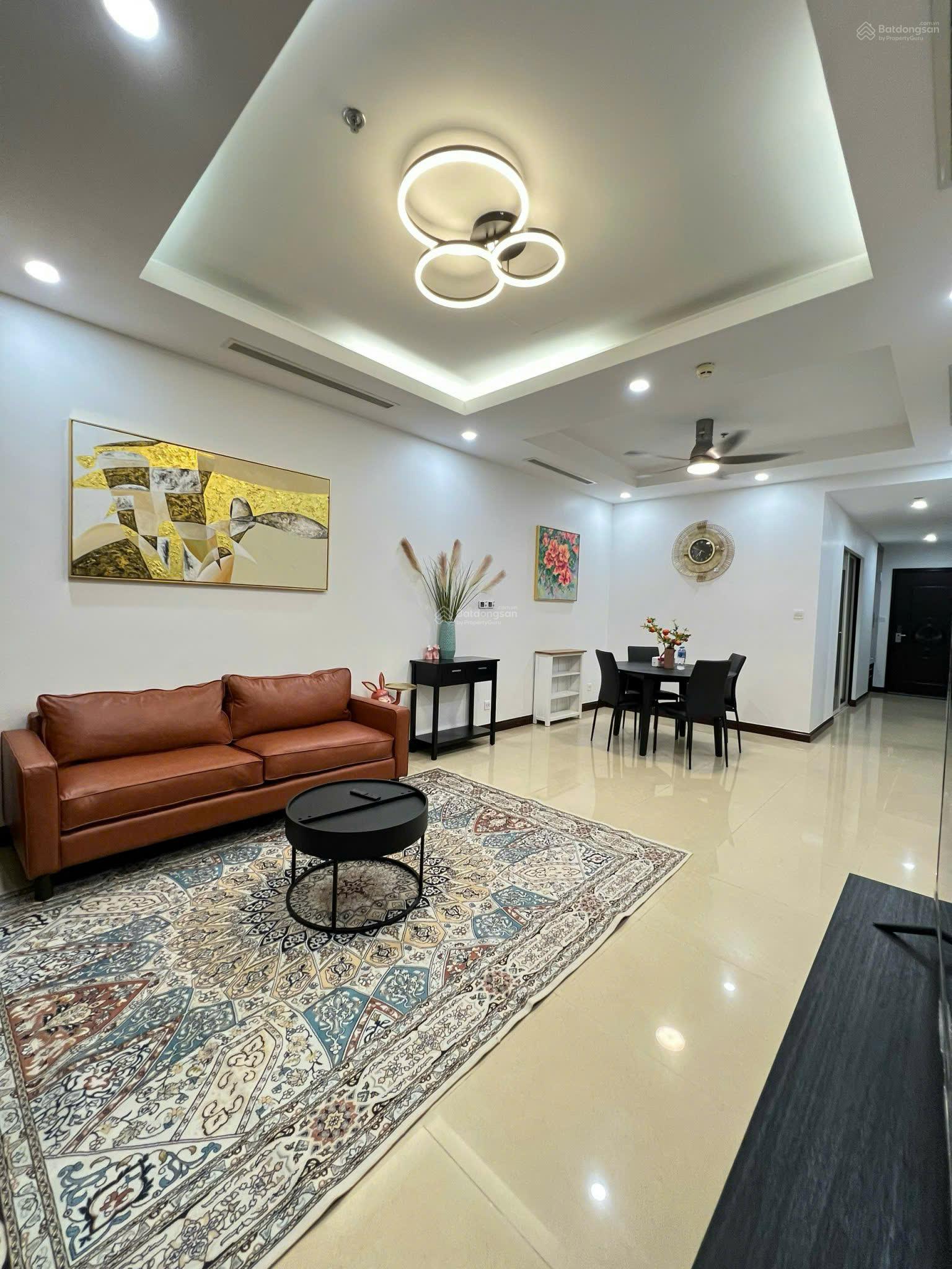 Không gian Căn 2 phòng ngủ cho thuê 16 triệu/tháng Royal City nội thất đẹp, mới hoàn thiện. LH: 0985 676 ***