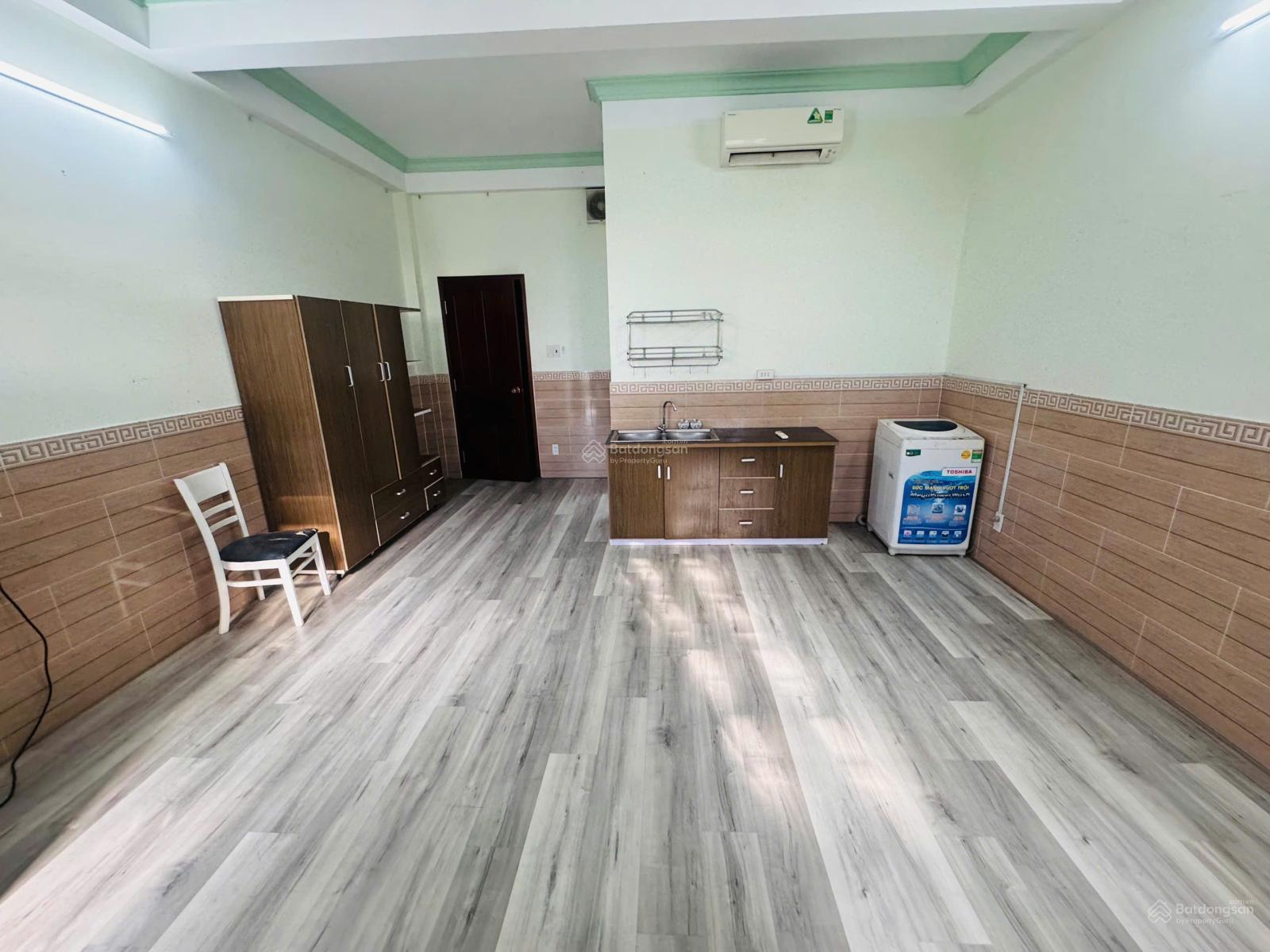 Không gian Cho thuê căn hộ dịch vụ khu Trung Sơn: 40m2, có ban công, thang máy, full nội thất. 6 triệu/tháng