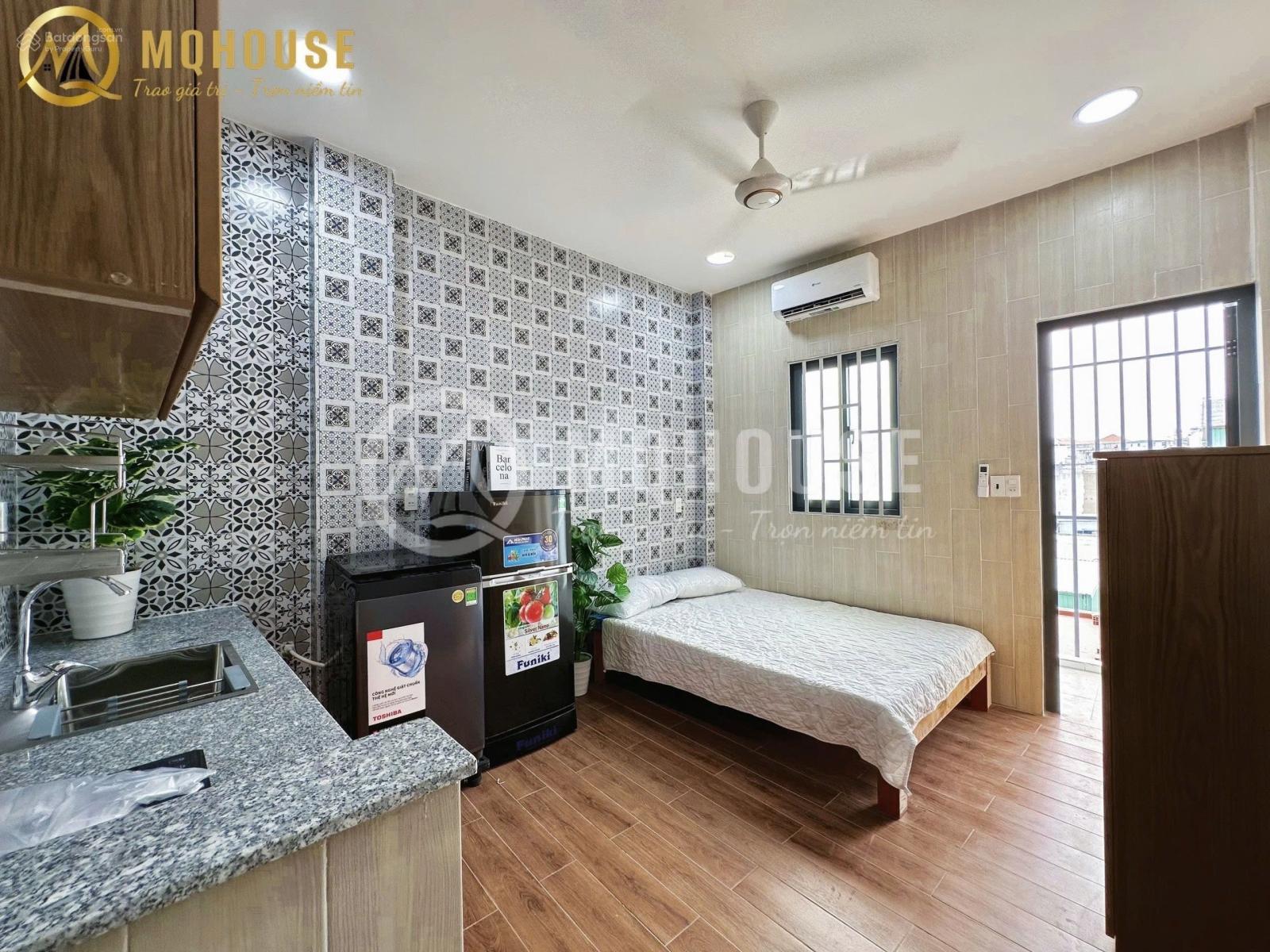 Không gian Cho thuê căn hộ hầm xe thang máy full nội thất có máy giặt riêng ban công ngay khu ăn uống