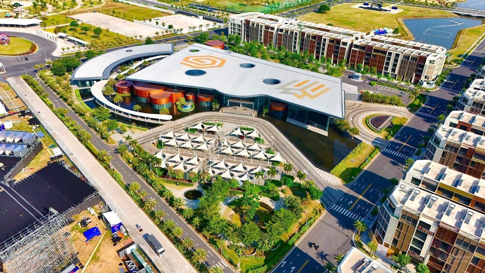 SOHO - The Global City