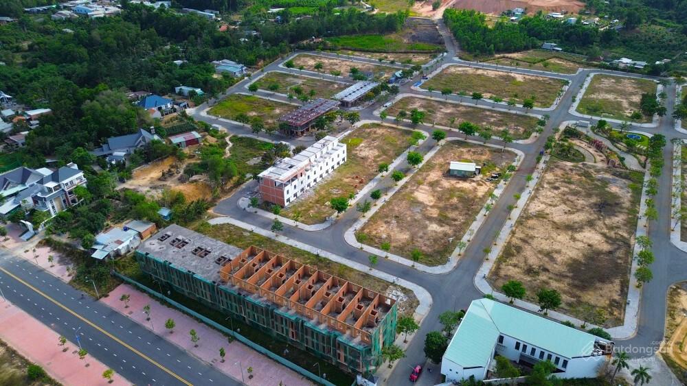 Long Hội Central Point
