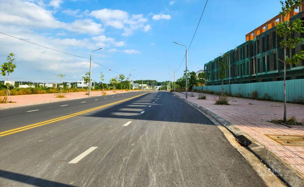Long Hội Central Point