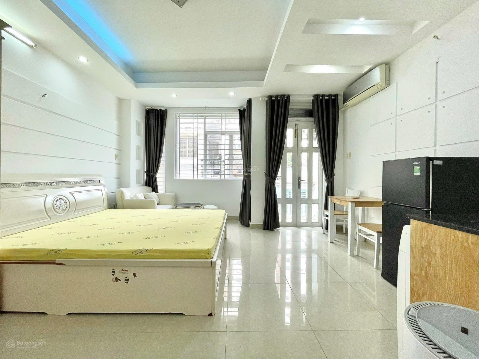 Không gian Căn hộ ban công 40m2, Bình Thạnh gần chợ Bà Chiểu, Đa Kao Quận 1, máy giặt riêng