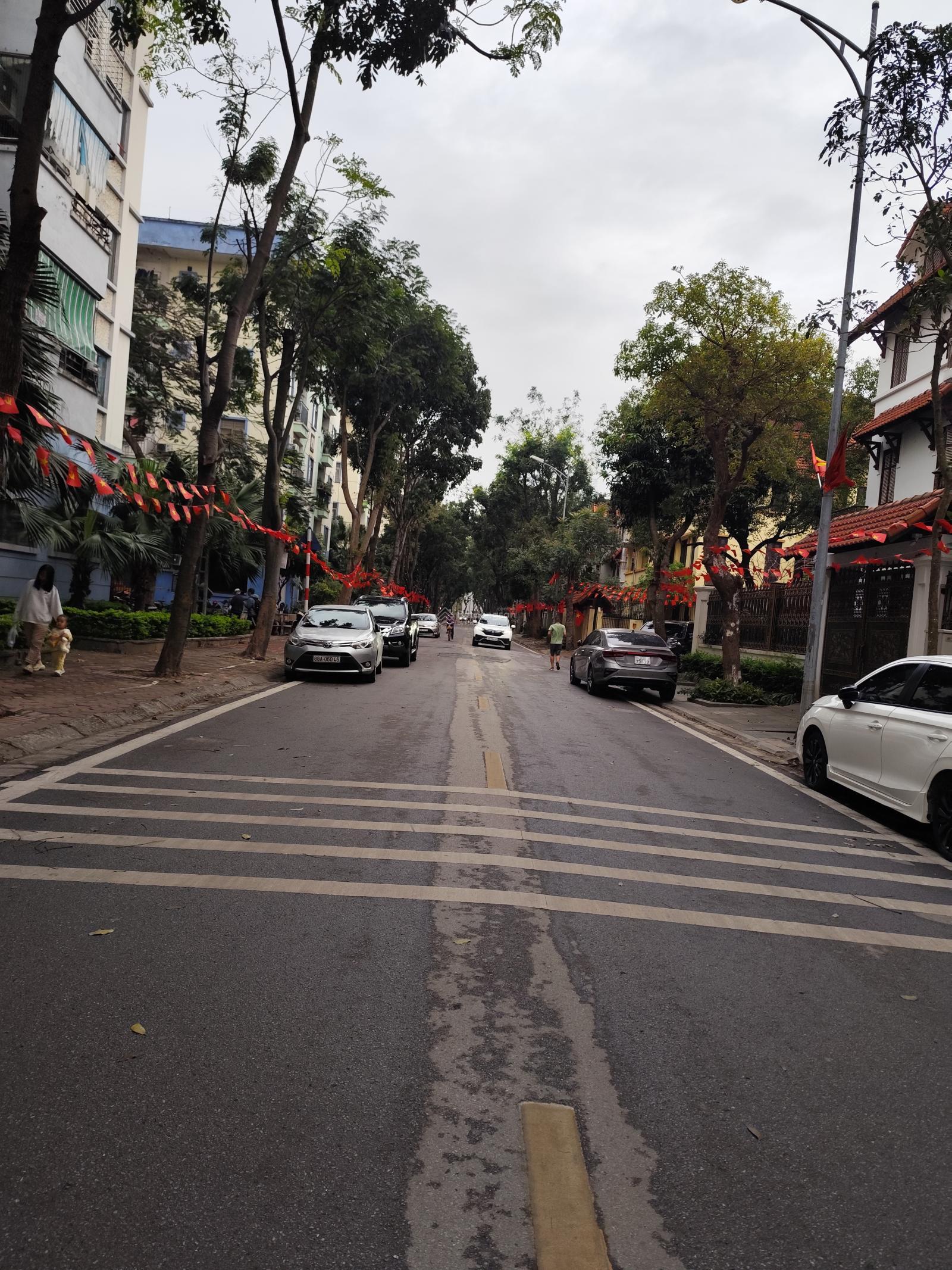 Bán biệt thự 200m2 | 4 Tầng | Mặt tiền 11m | 56 tỷ - KĐT Việt Hưng - Liên hệ 0862.366.568 - Ảnh 13