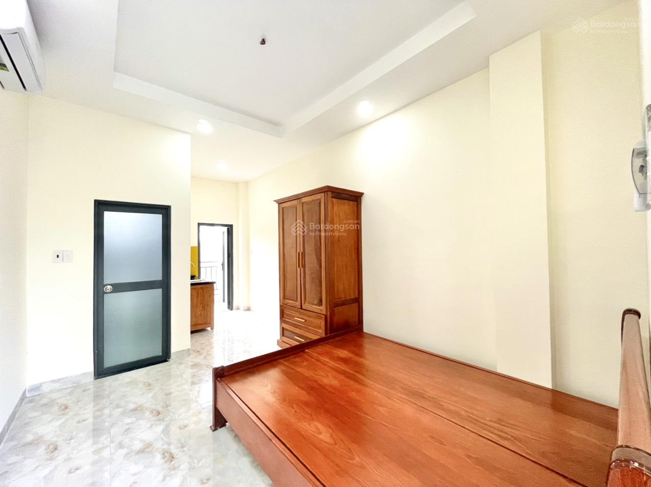 Không gian Phòng ban công thoáng mát ngay gần BV Thống Nhất