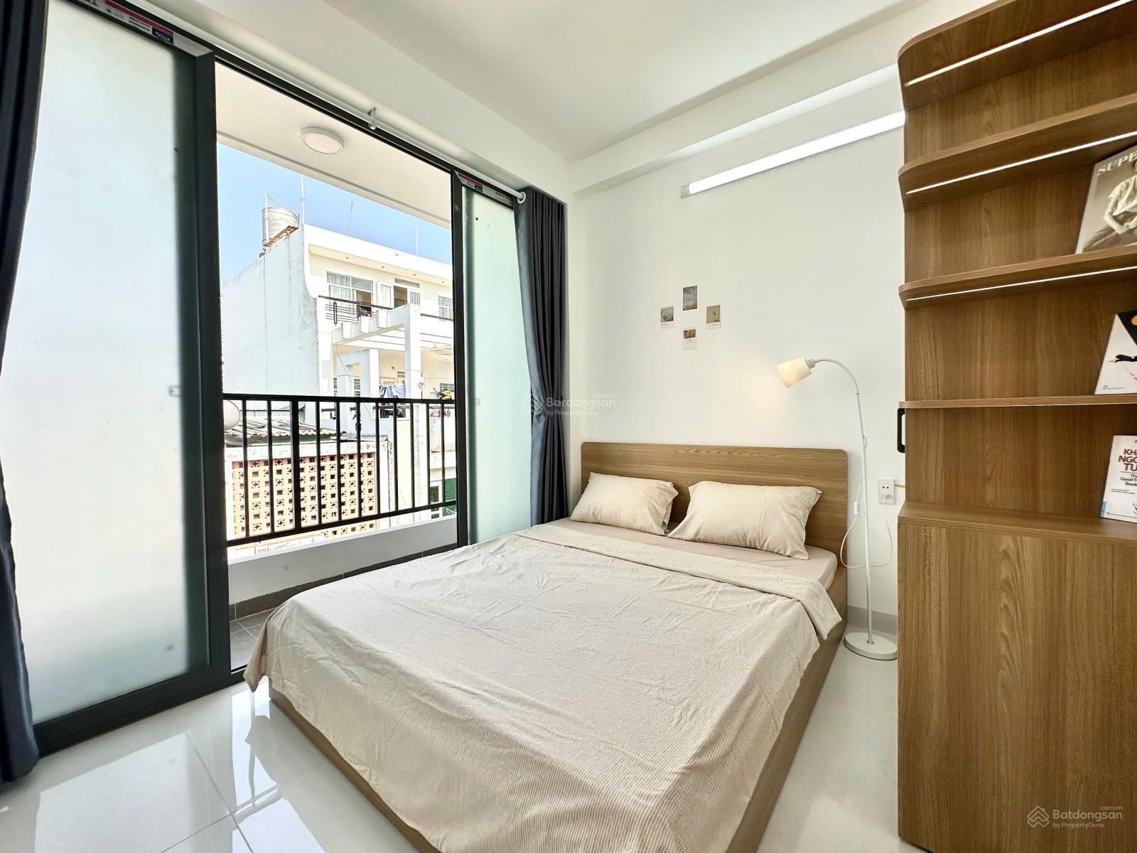 Không gian Khai trương CHDV mới xây thang máy + PCCC đầy đủ 1PN 1PK 50m2 bancol full nội thất gần Hàng Xanh