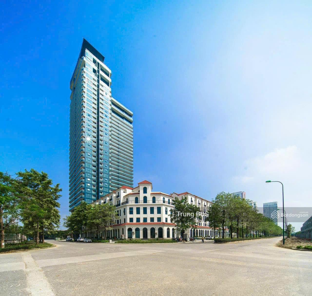 Không gian Cho thuê CH Sunshine Golden River, Phú Thượng, DT 123m2 02pn giá 27tr/tháng. LH 0989 734 *** e Trung