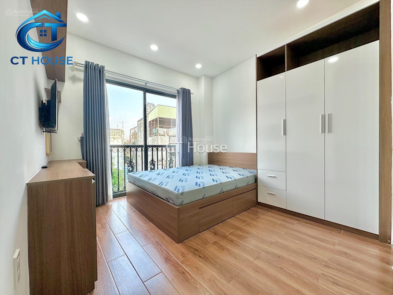 Không gian Cho thuê chung cư mini 32m2 full nội thất, thang máy, hầm xe rộng ngay khu Phan Xích Long, giáp Q1
