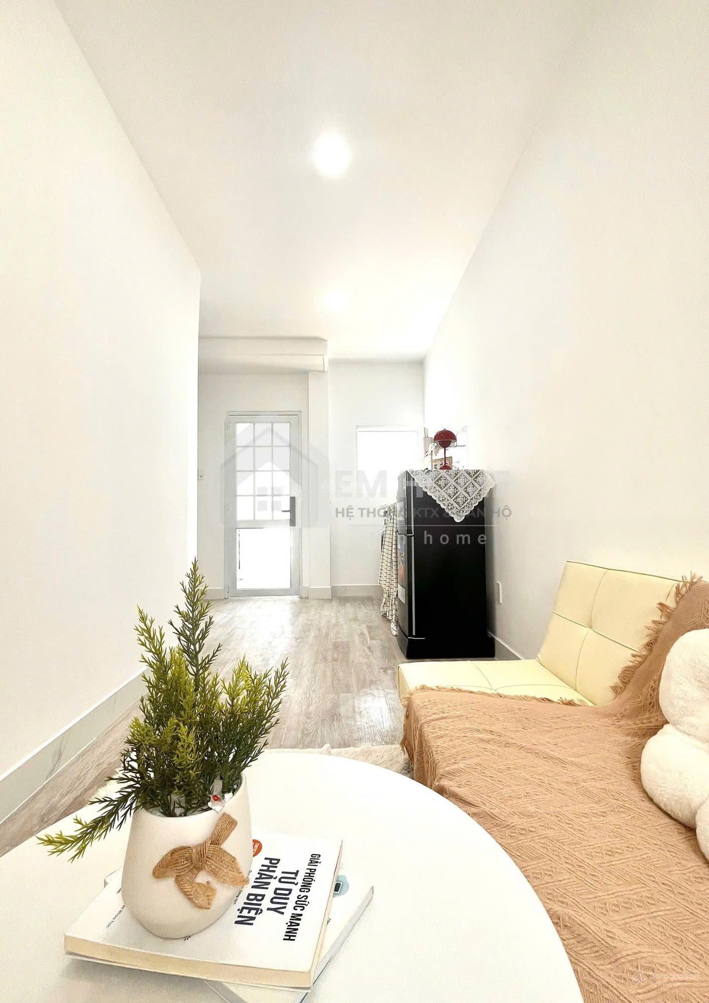 Không gian 2PN cực đẹp, đầy đủ nội thất, nhà mới ngay chân cầu Tân Thuận, sát giữa Q4, Q1, Q7