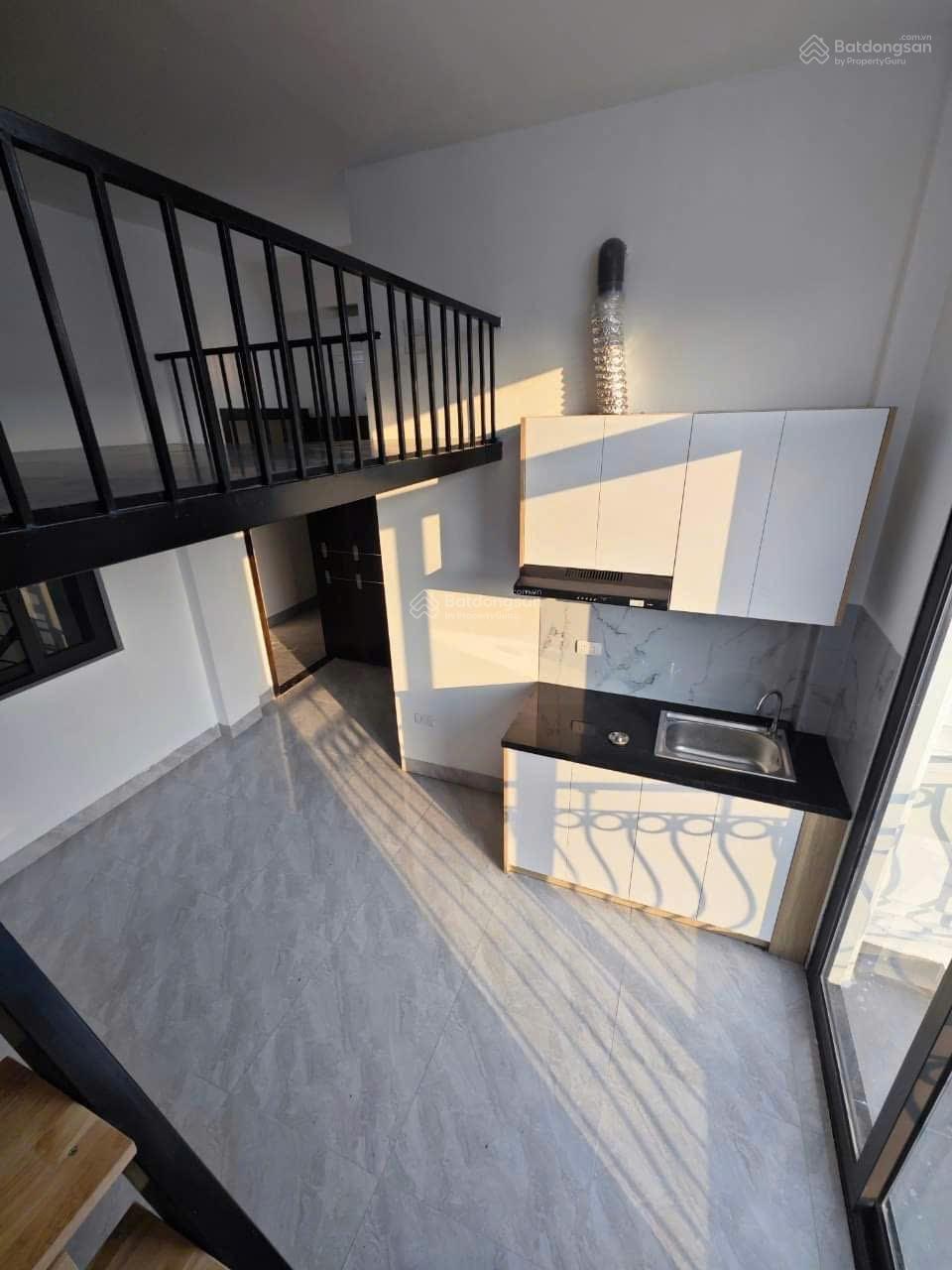 Không gian Cho thuê phòng gác xép 30m², ban công thoáng sáng full đồ 3,5tr
