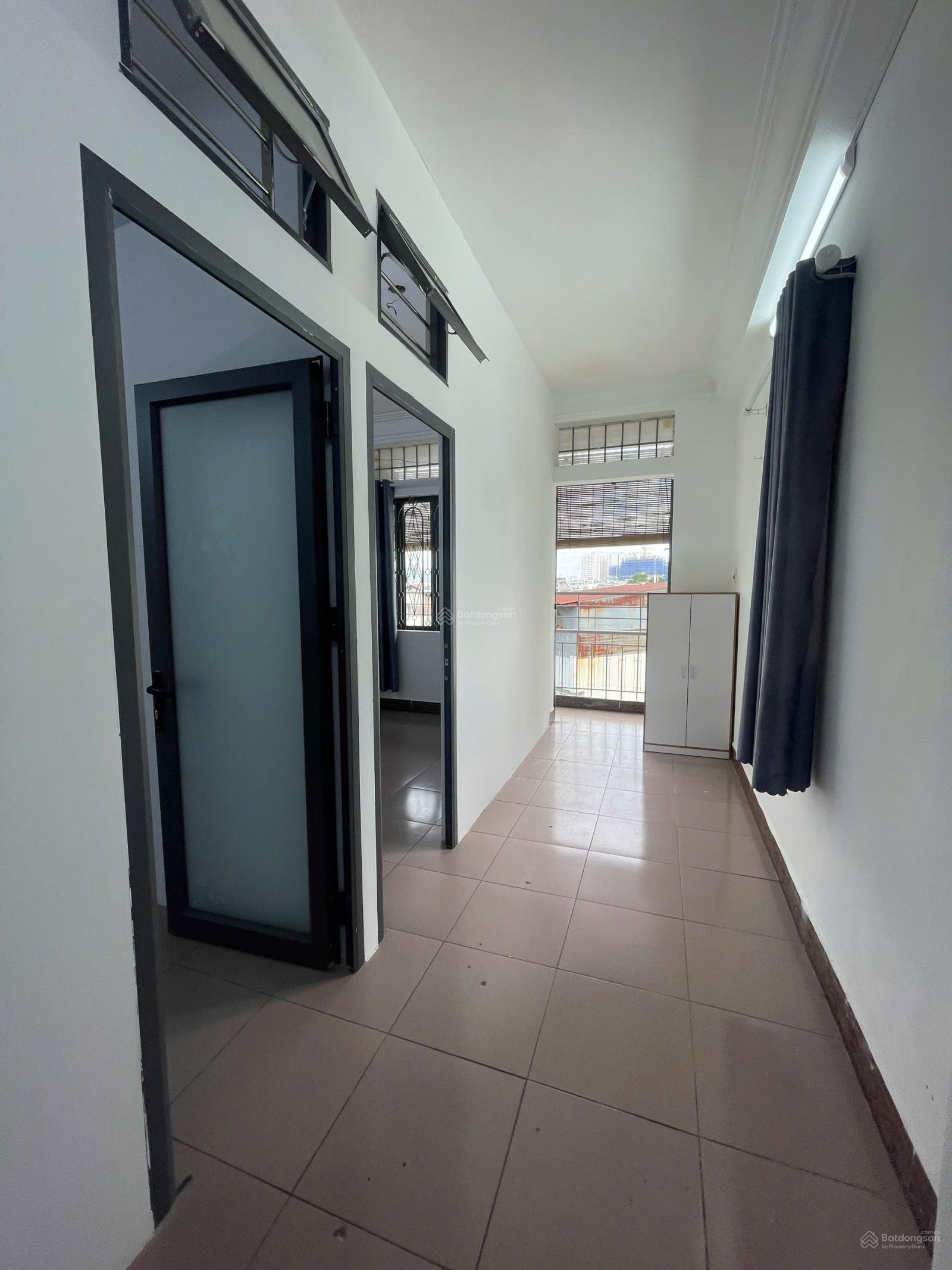 Không gian Phòng trọ 2PN ban công 70m2 rộng rãi giá tốt, full nội thất thích hợp ở 3-4 bạn