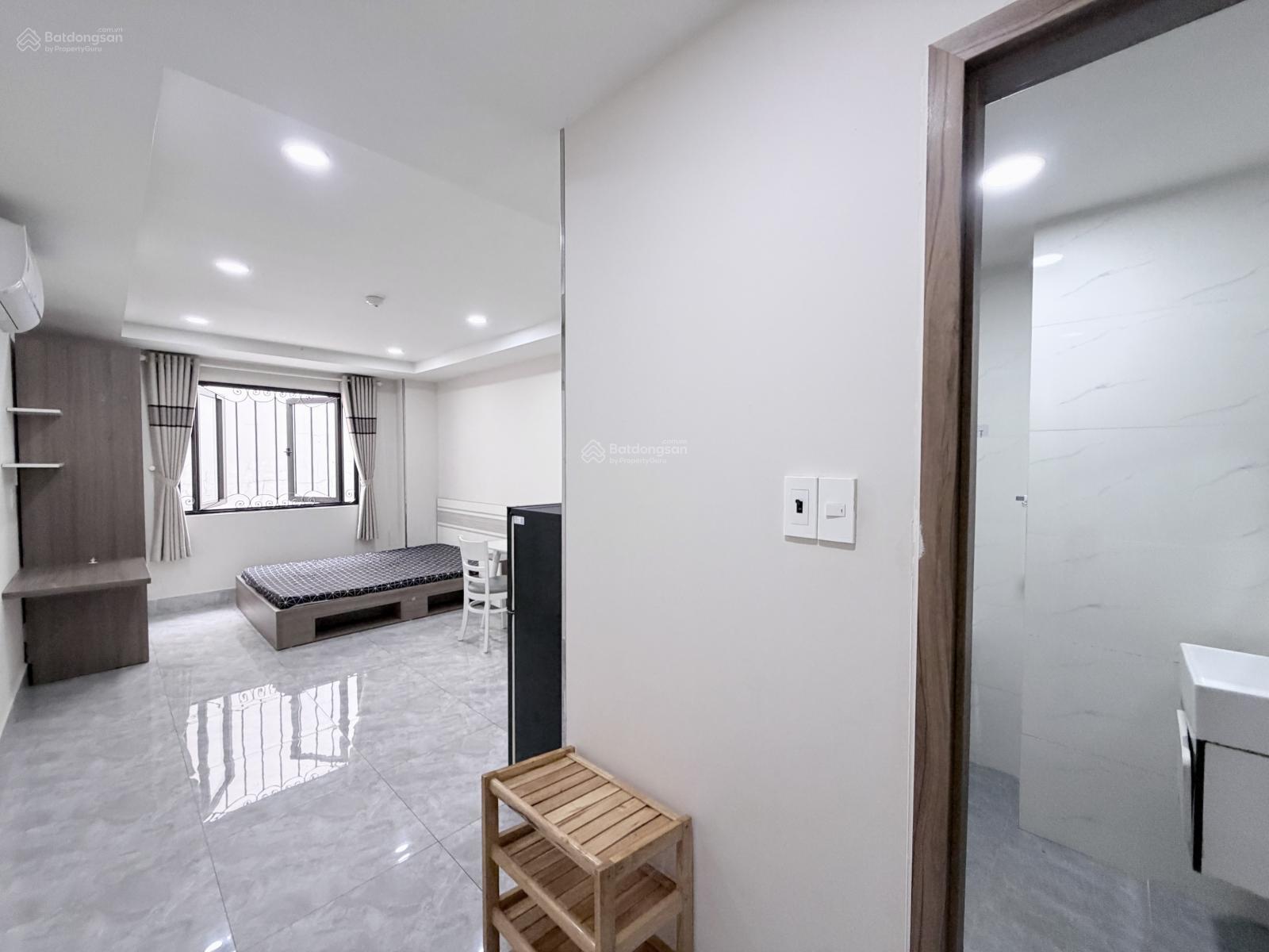 Không gian Căn hộ biệt thự 33m2 có cửa sổ to thoáng full NT, hẻm oto an ninh gần chợ Bà Chiểu
