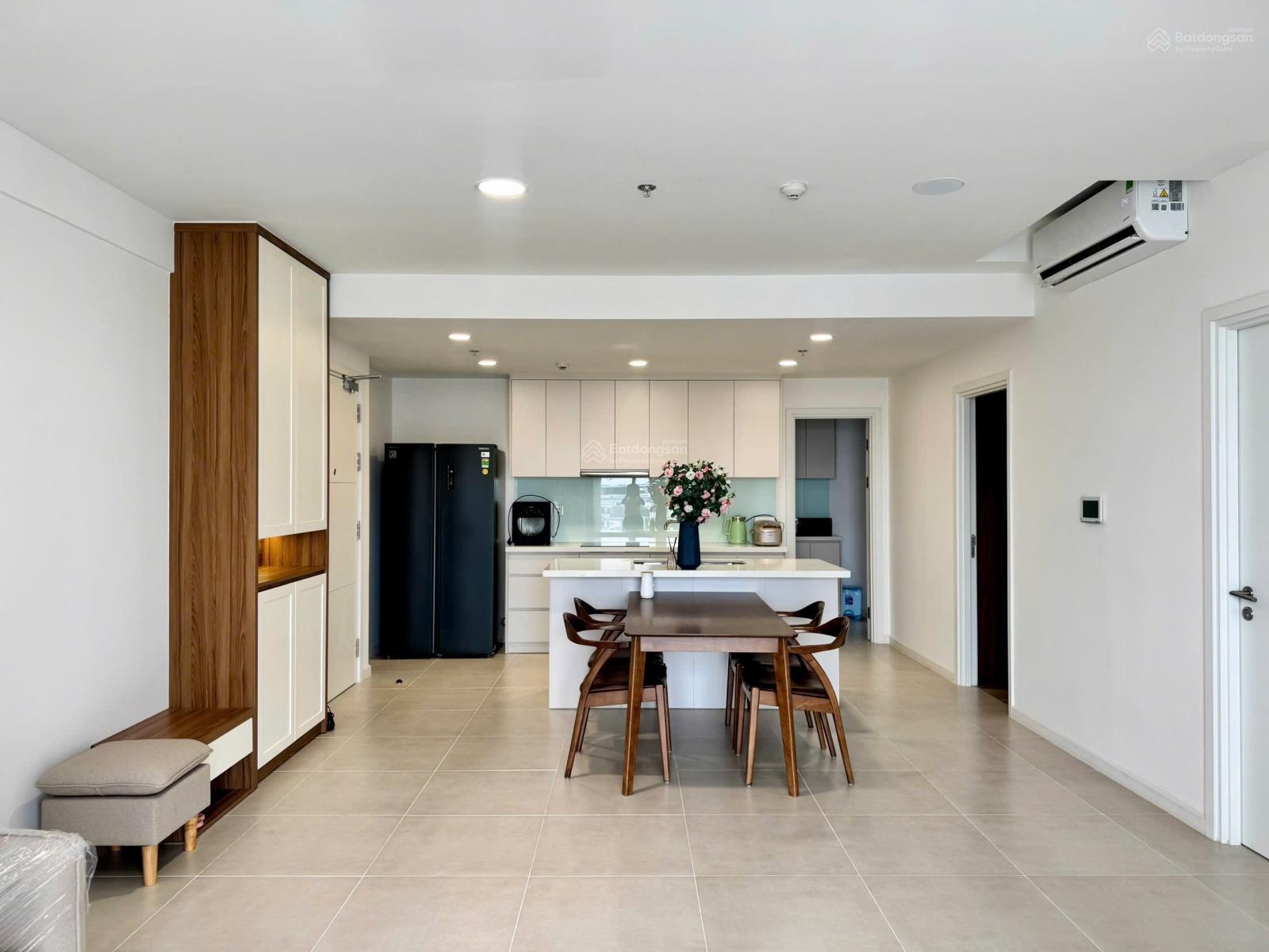 Không gian Hot cho thuê 3PN full nội thất 20tr view Landmark 81 chỉ cần xách vali vào ở