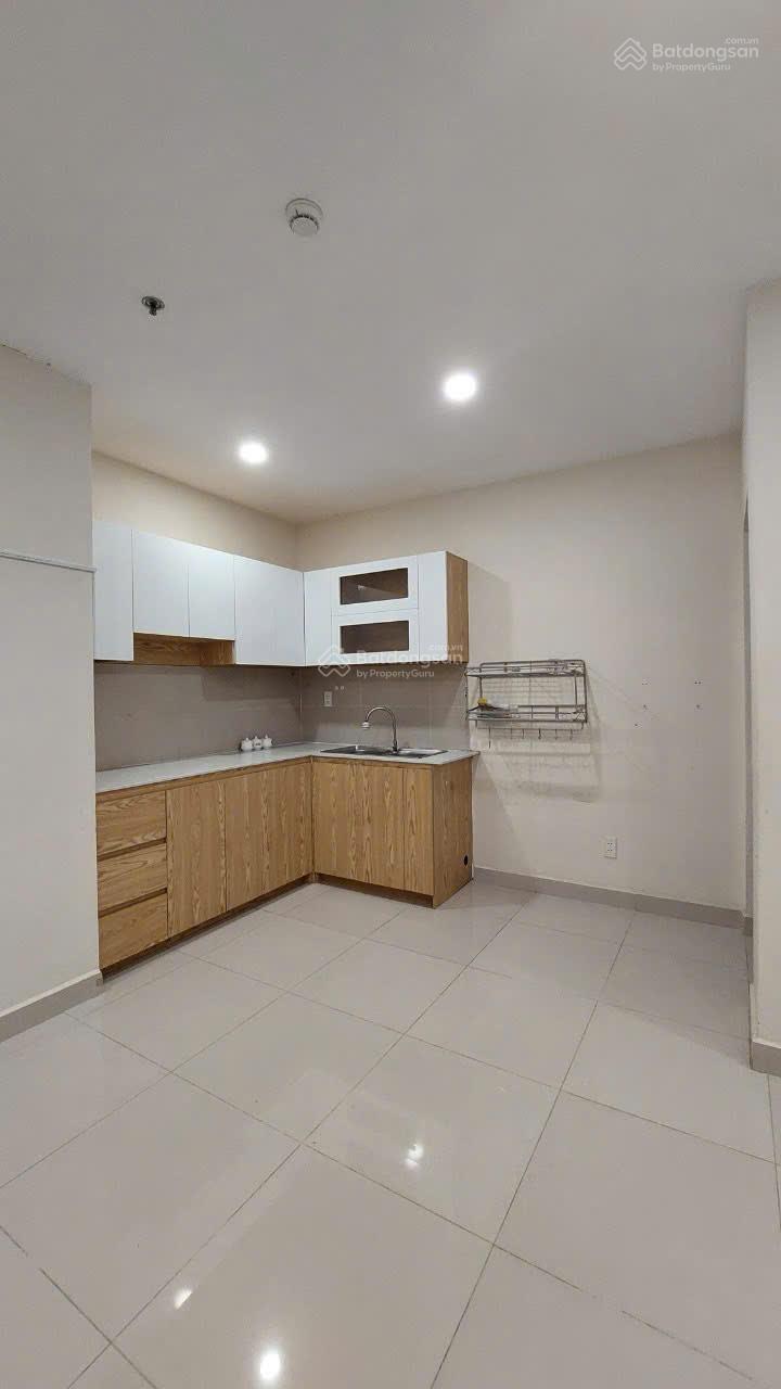 Không gian Cần cho thuê căn hộ 2PN CC Long Sơn, Quận 7, có 2 máy lạnh, 7,5 tr/tháng. LH: 0903 390 *** Ms. Hải