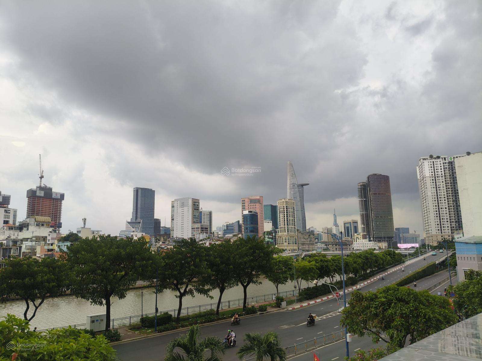 Không gian View pháo hoa Q1 - Giá thật! Cho thuê ngay gấp ở ngay studio 1PN1WC 32m2 ở hoặc kinh doanh được!