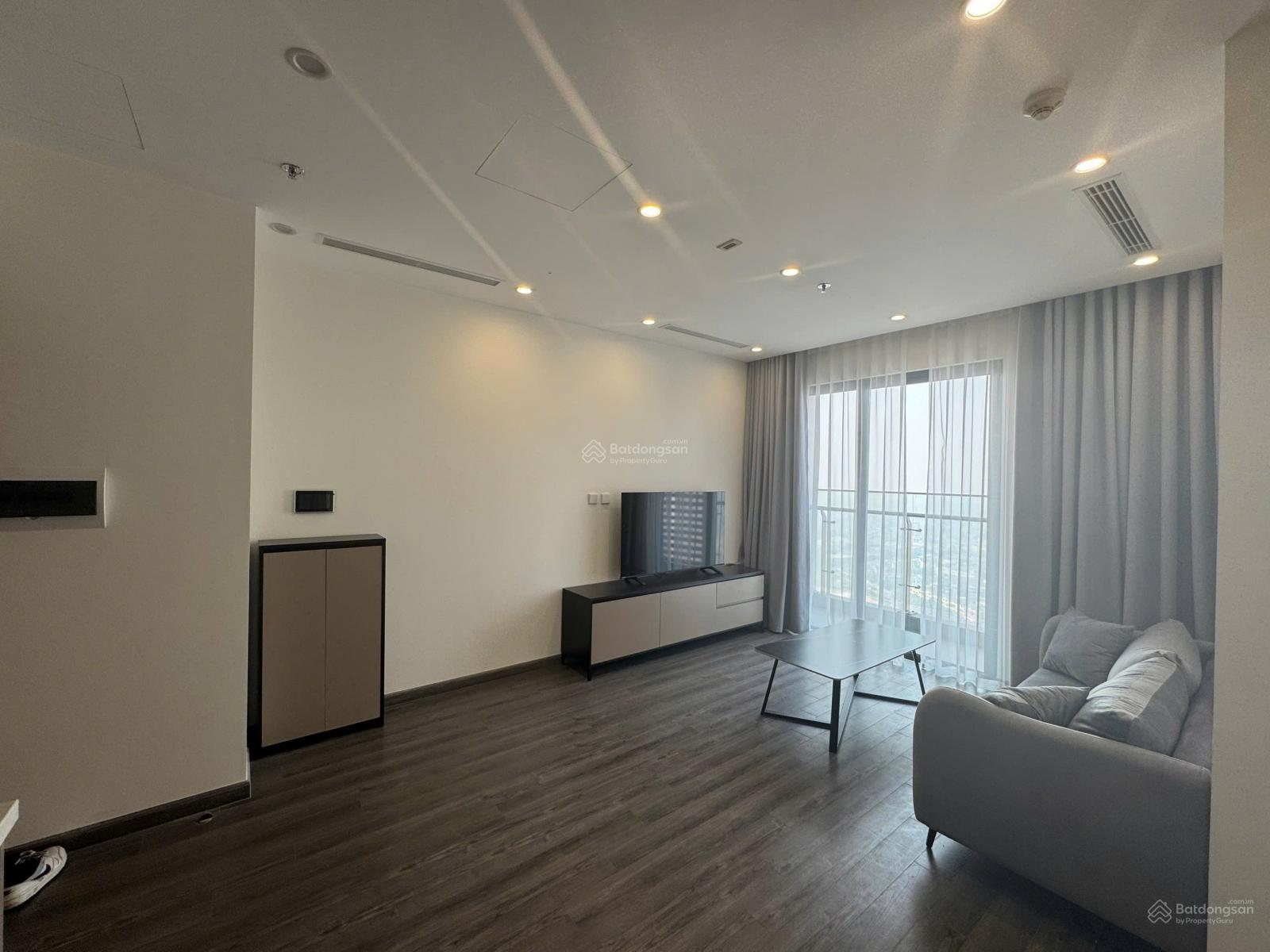 Không gian Chính chủ cho thuê dài hạn căn hộ 2 ngủ + toà Tonkin 1, full nội thất cao cấp, có xuất hoá đơn