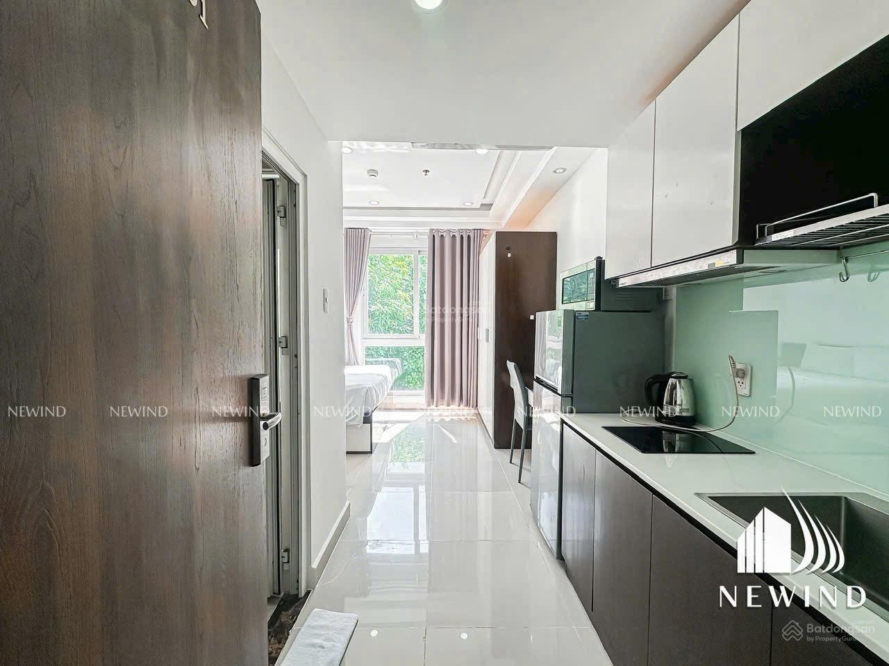 Không gian Cho thuê căn hộ mới có ban công đường Cách Mạng Tháng 8 Phường Hoà Hưng Quận 10 gần toà nhà Viettel