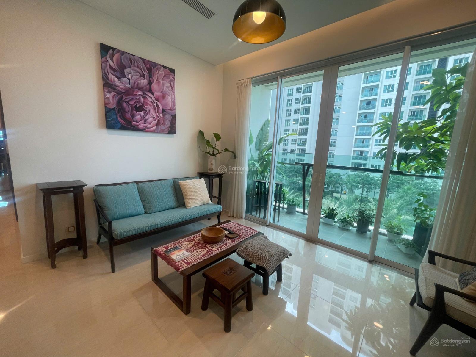 Không gian Cho thuê căn hộ 3PN Sala Thủ Thiêm. Ban công hướng view nội khu thông thoáng. Giá cho thuê 35tr.