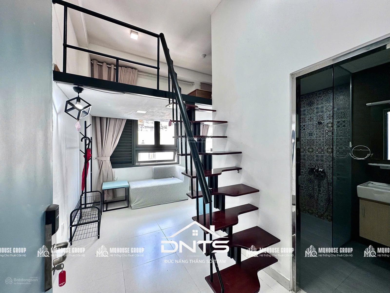 Không gian Duplex đầy đủ nội thất, máy giặt riêng ban công, cửa sổ trời. Khu vực an ninh, gần cầu Công Lý