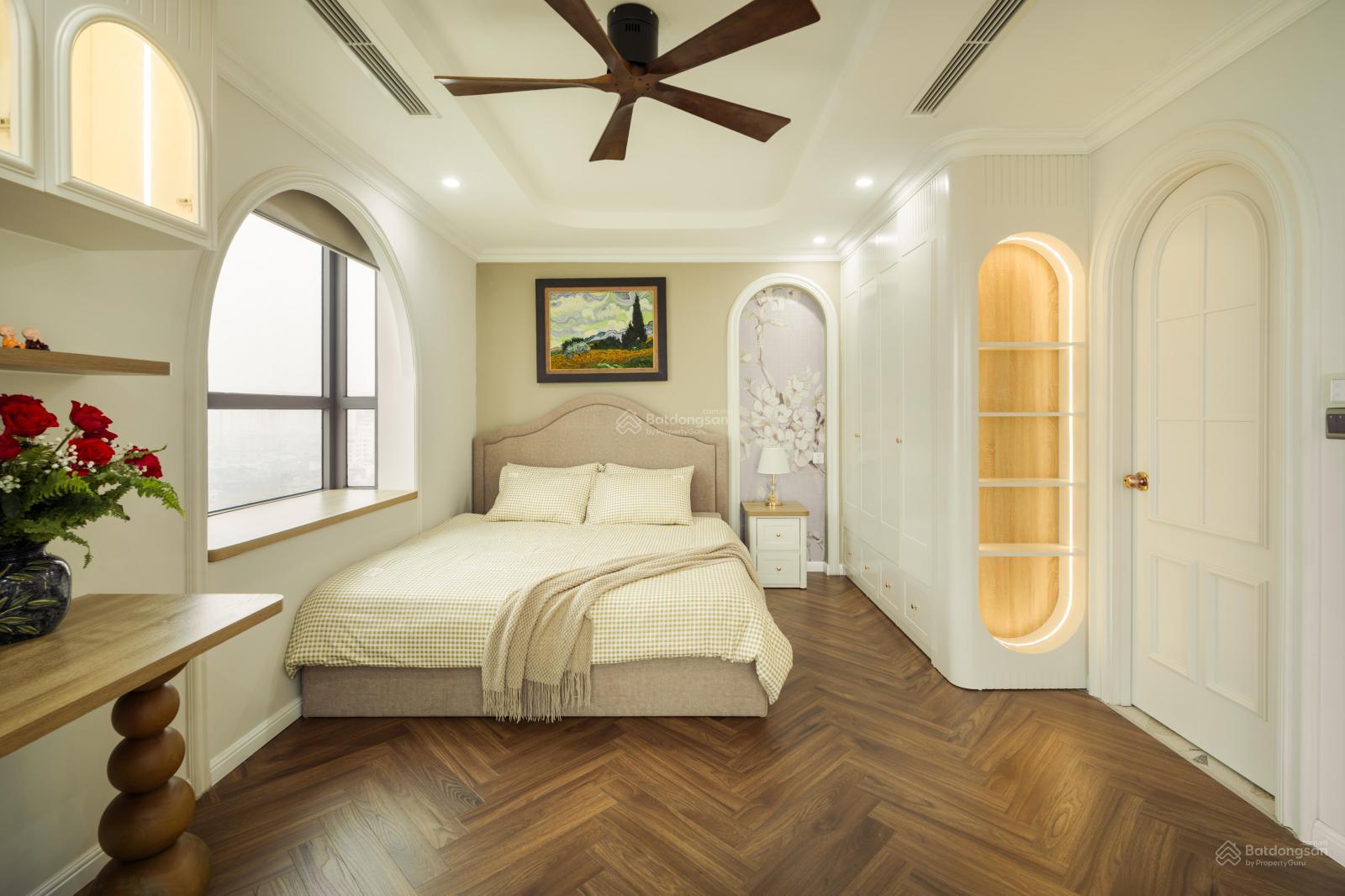 Không gian Chính chủ cho thuê căn hộ One 18 Ngọc Lâm 360m² 3PN full nội thất cao cấp, giá 39 triệu/tháng
